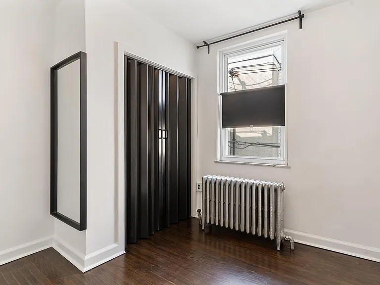 2552 S Sartain St — Photo 28