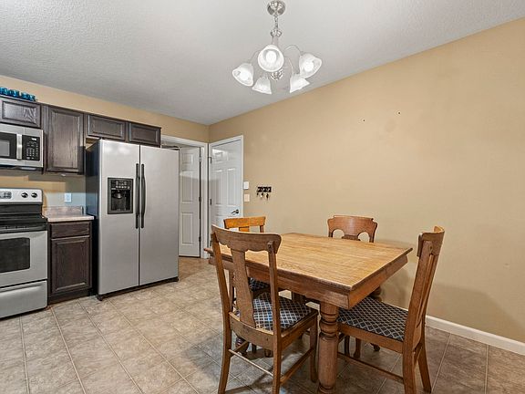 5th image of 3834 Stanton Hall Pkwy