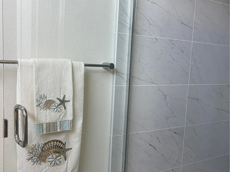 7268 Ellington Dr — Photo 20