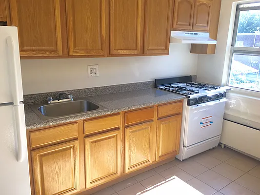 Rented by Showcase Realty | media 12