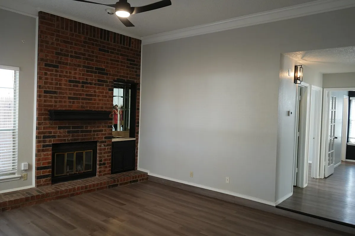 Building Photo - 5555 93rd St