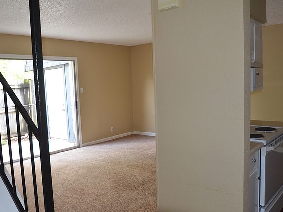 living room from ft door