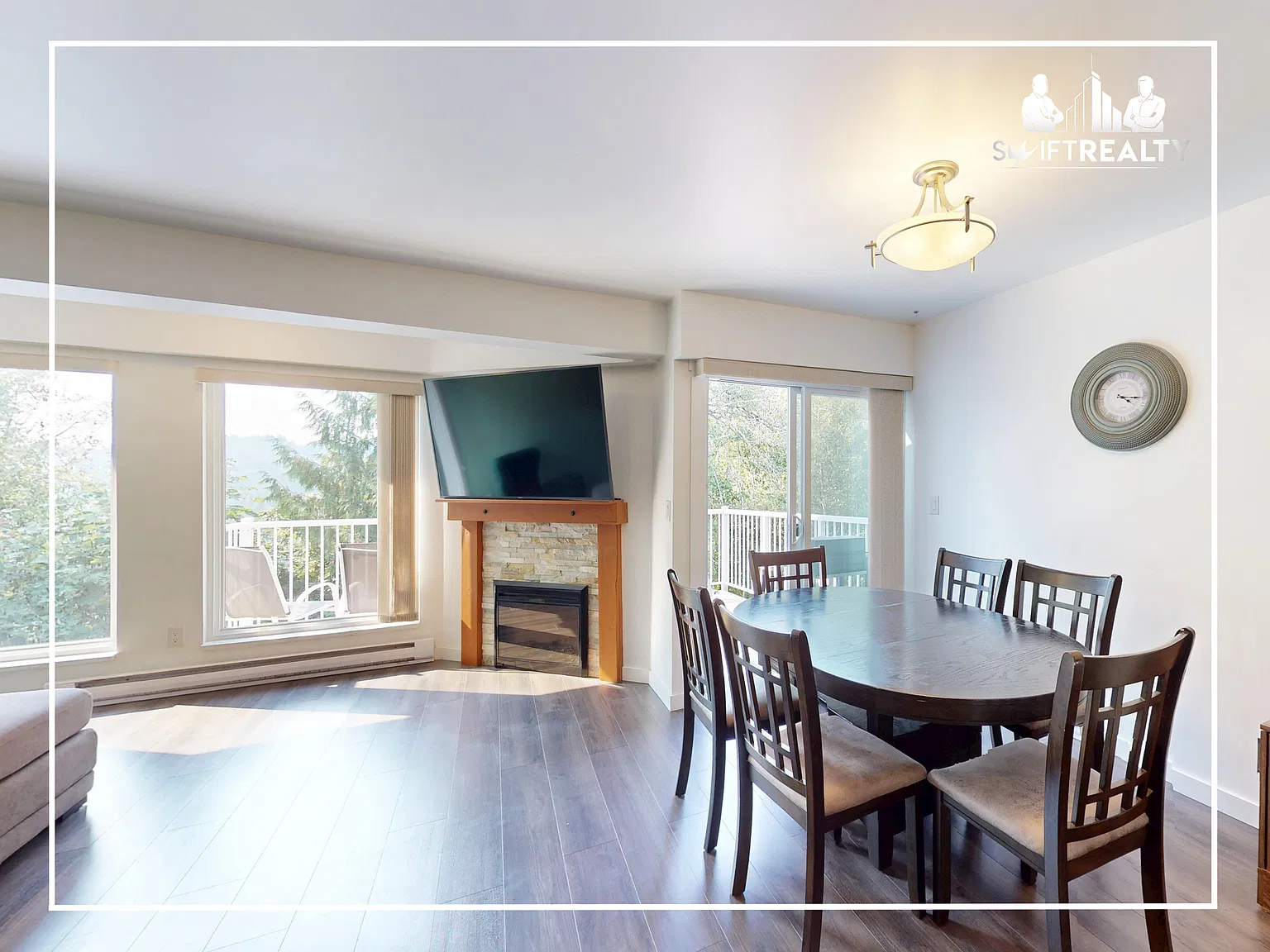 Well-maintained 3 Bed, 4 Half/Full Bath Half Duplex in Port Coquitlam! — Photo 3