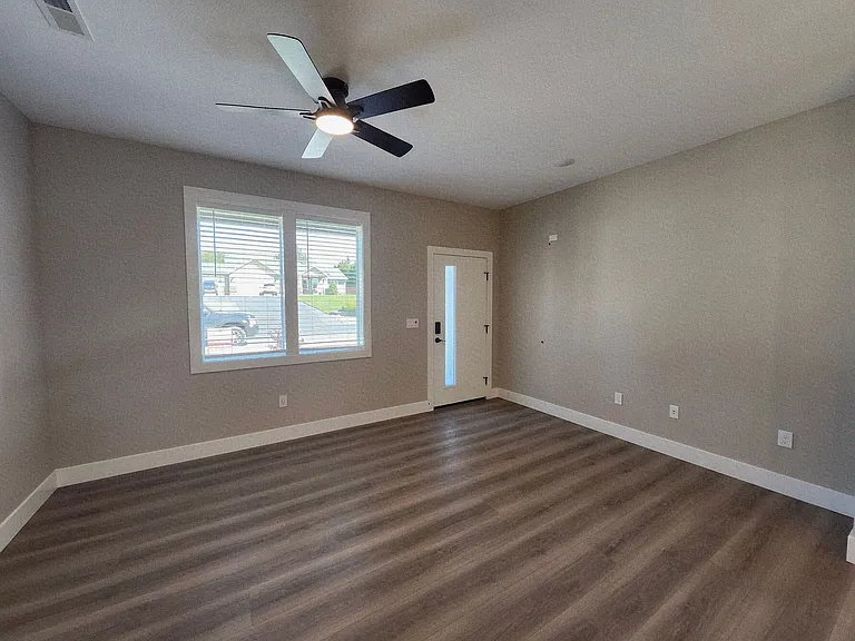 5312 W Wernett Rd — Photo 4