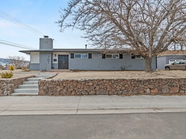 701 Bowman Dr, Reno, NV 89503