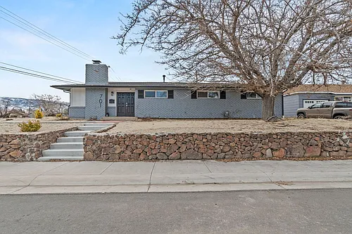 701 Bowman Dr Photo 1