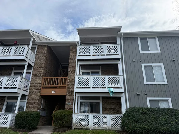 820 Cascade Ct #820, Blacksburg, VA 24060