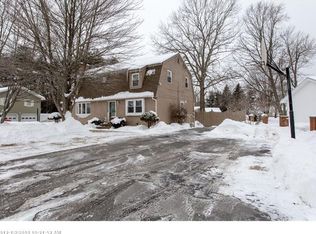 4 Greenfield Ln, Biddeford, ME 04005