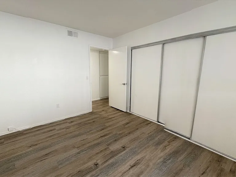 5300 Kester Avenue — Photo 15