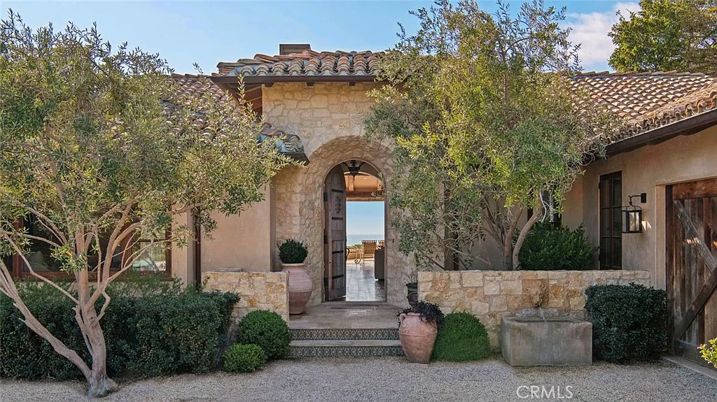 3 bed, 3117 sqft, $35,000 — Photo 4