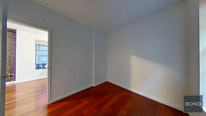 Rented by Bond New York | media 51