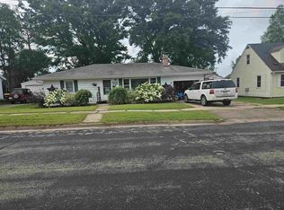 906 Seymour St, Reedsburg, WI 53959