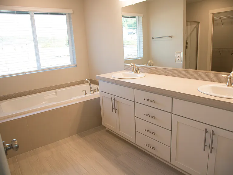 8848 N Appleton Cir — Photo 14