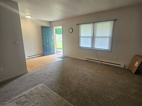 5th image of 607 NE 3rd Ave #6