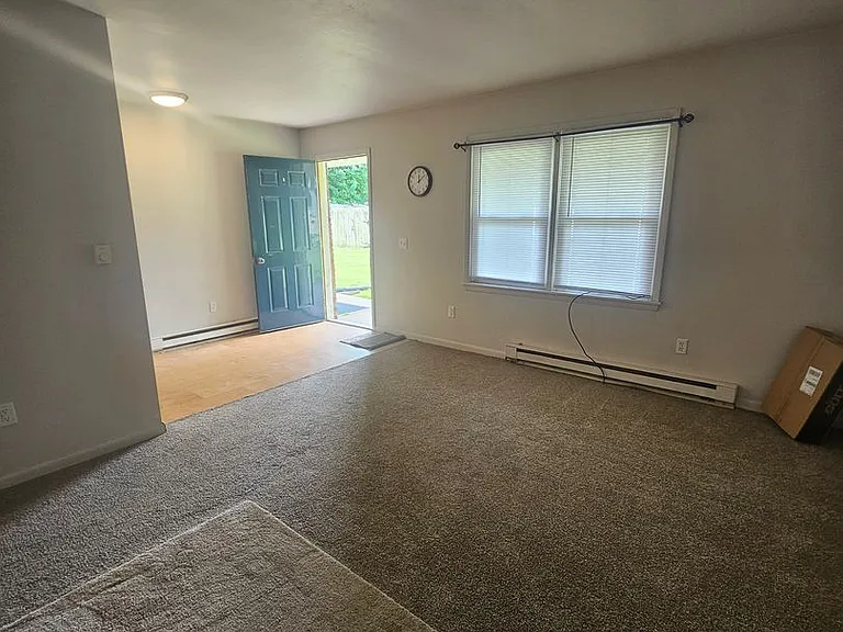 607 NE 3rd Ave — Photo 3