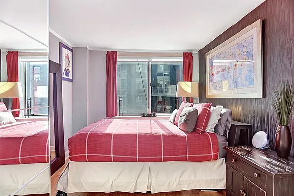 Sold by Corcoran | media 4