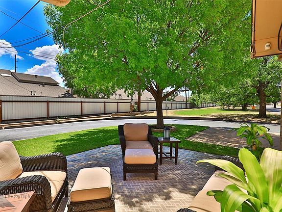 3rd image of 3153 Curry Ln #D3