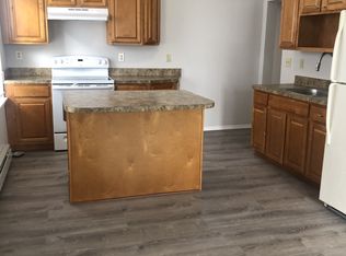 263 Martin St FLOOR 2, Hartford, CT 06120