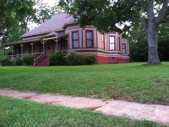 2nd image of 621 S Micheaux St