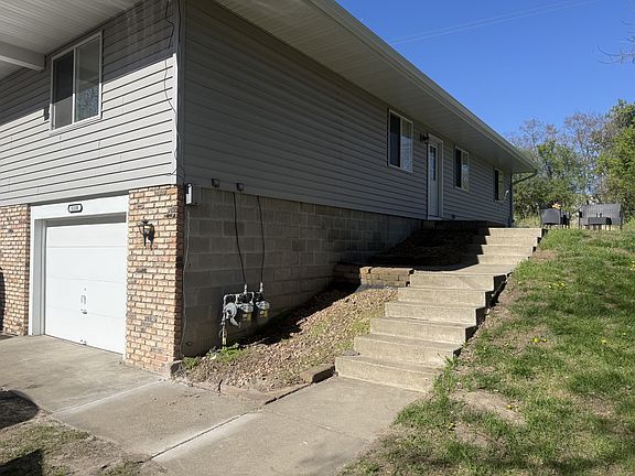 2nd image of 5310-12 Baker Rd