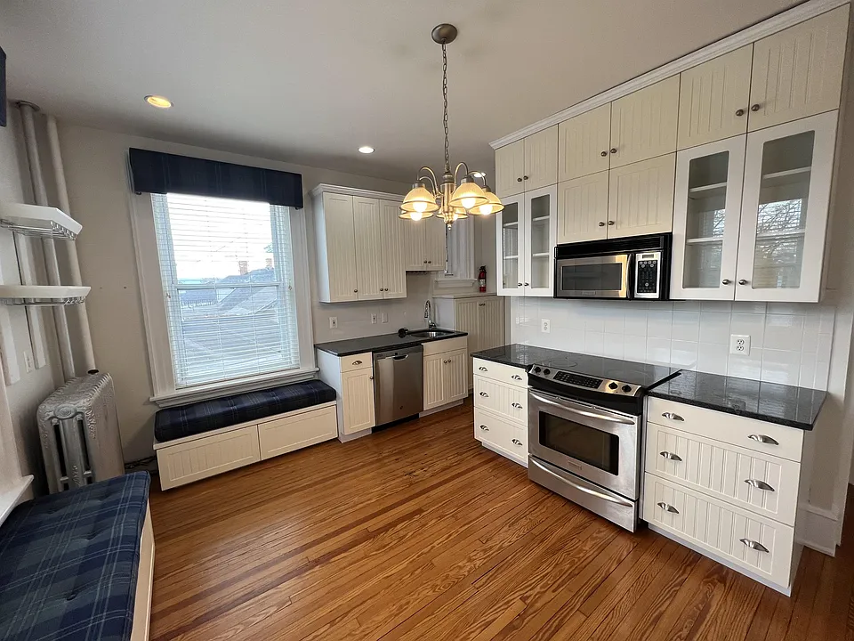 4 E North Ave #2N