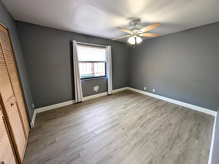 6431 Crossbow Ct — Photo 14