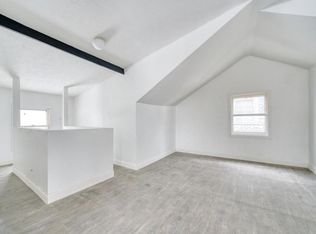 16868 Santa Rosa Dr, Detroit, MI 48221