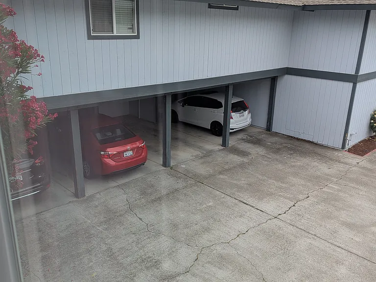 877 Sonoma Ave #18 — Photo 17