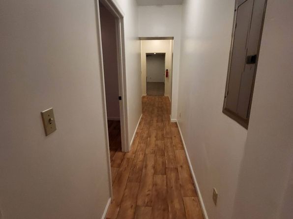 1 S Main St APT 2