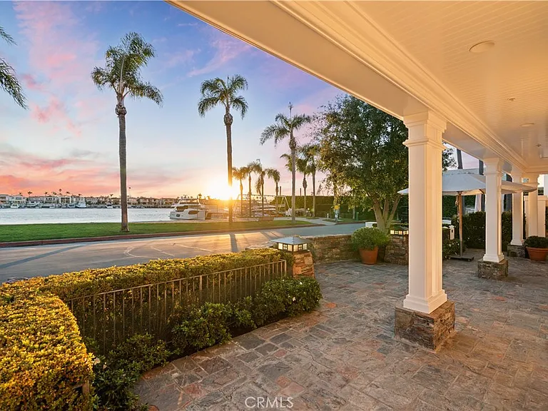 2411 Bayshore Dr — Photo 7