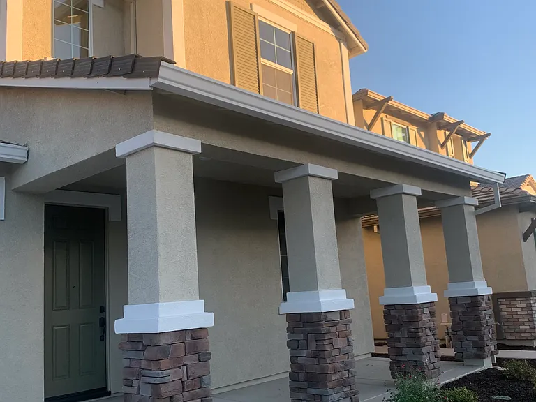 5081 Marshmallow Dr — Photo 2