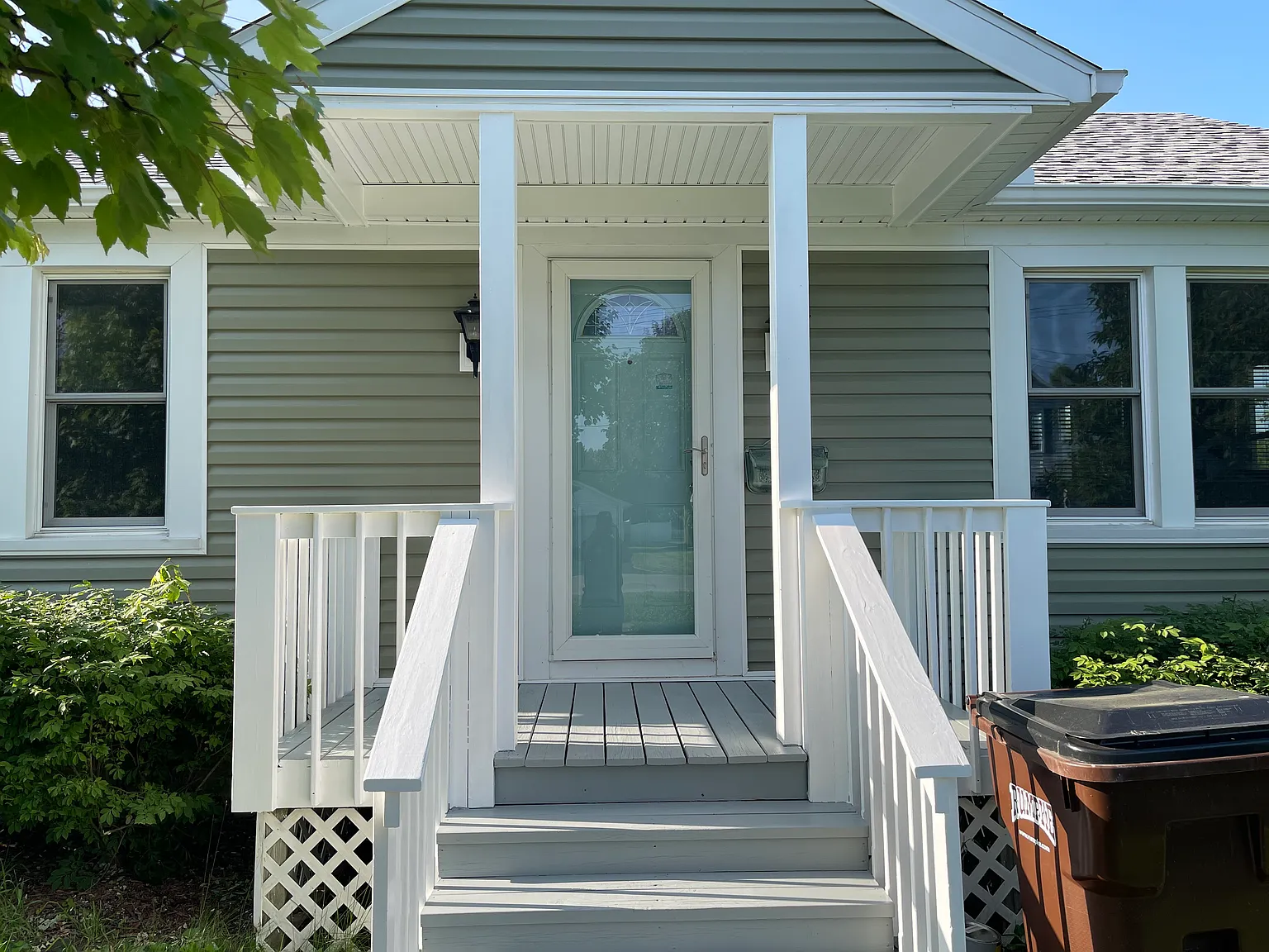 3 bed, 912 sqft, $1,475 — Photo 3