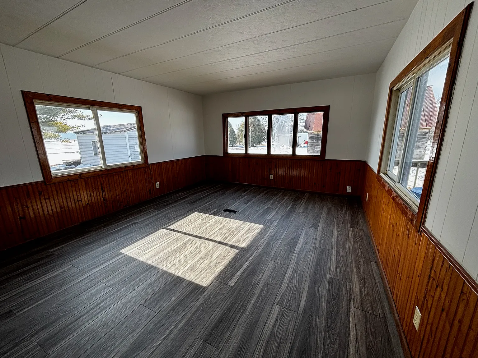 2 bed, 1000 sqft, $1,000 — Photo 4