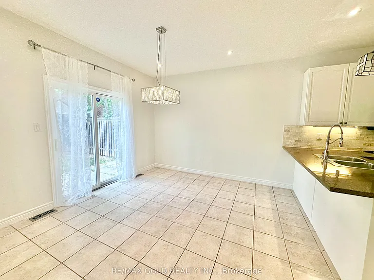 2293 Baronwood Dr — Photo 18