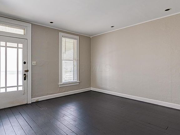 3rd image of 1226 Forsythe Ave