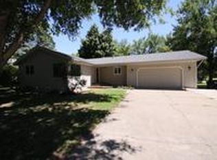 1002 9th Ave N, Princeton, MN 55371