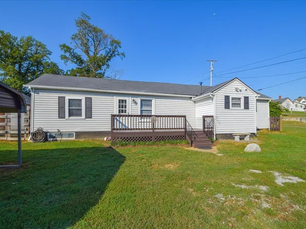 4011 Bandy Rd, Roanoke, VA 24014