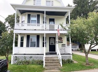 21 Falmouth St APT 1, Worcester, MA 01607