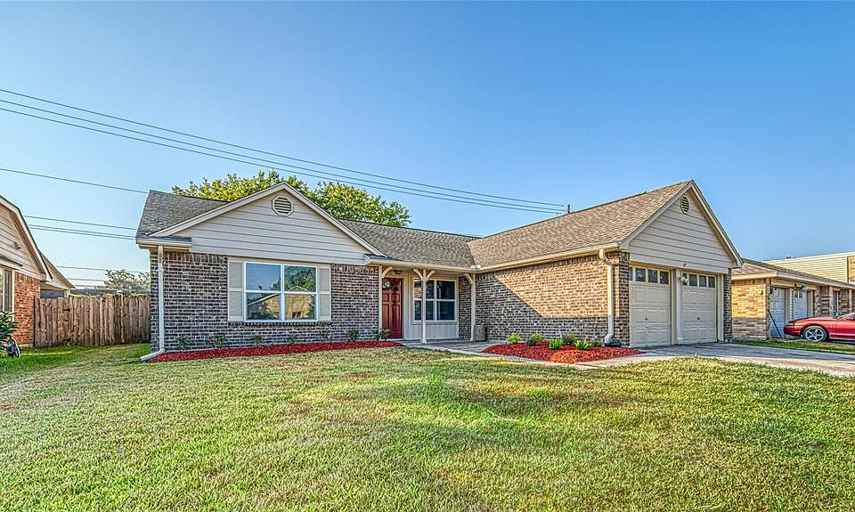 1st image of 2327 Bisontine Street