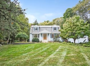 64 Ash St, Hopkinton, MA 01748