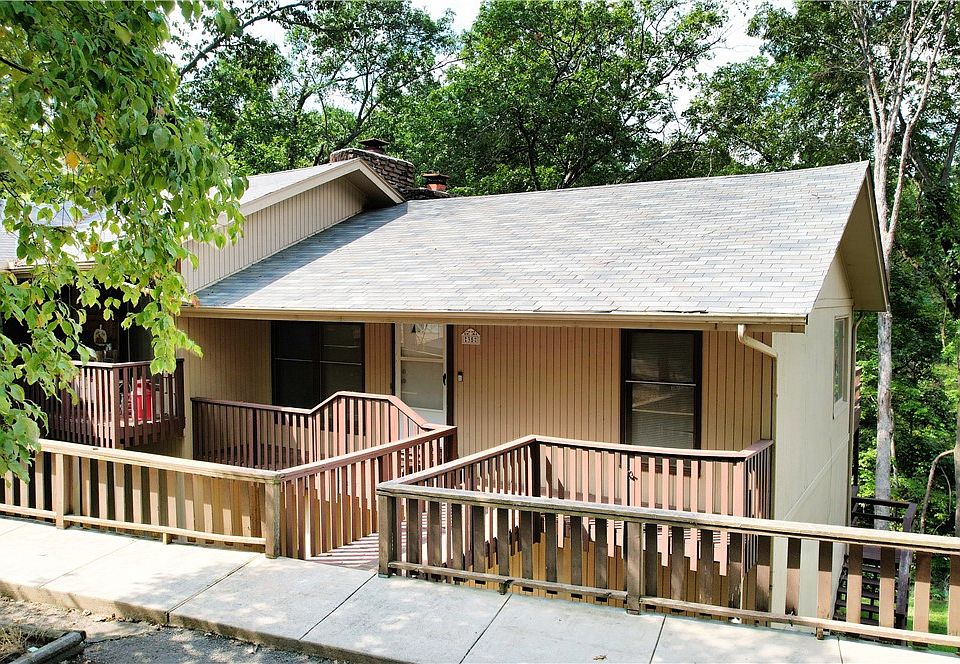 1st image of 35 Dogwood Dr