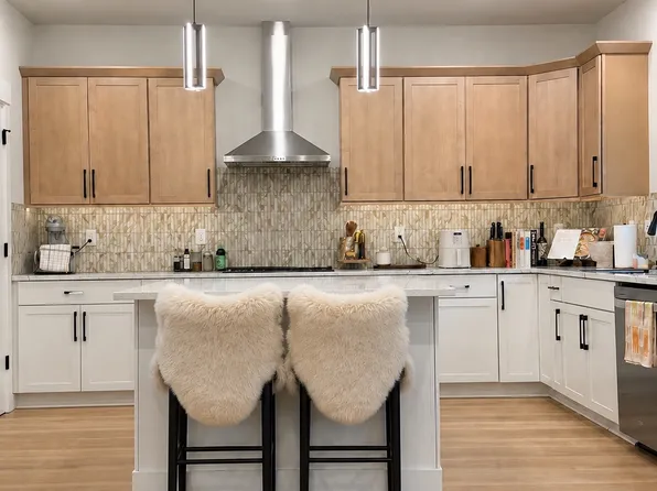 8821 Chalk Hill Loop, Anchorage, AK 99502