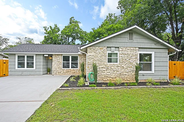 442 Rothe Loop — Photo 2
