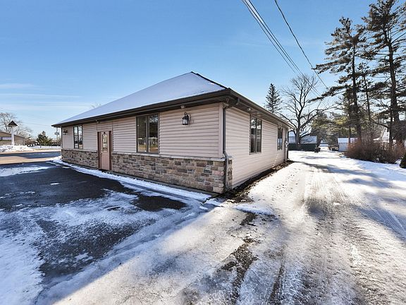 5th image of 105 W Bellevue St #2