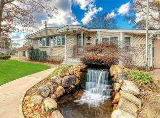 94 Samuel St, Ronkonkoma, NY 11779