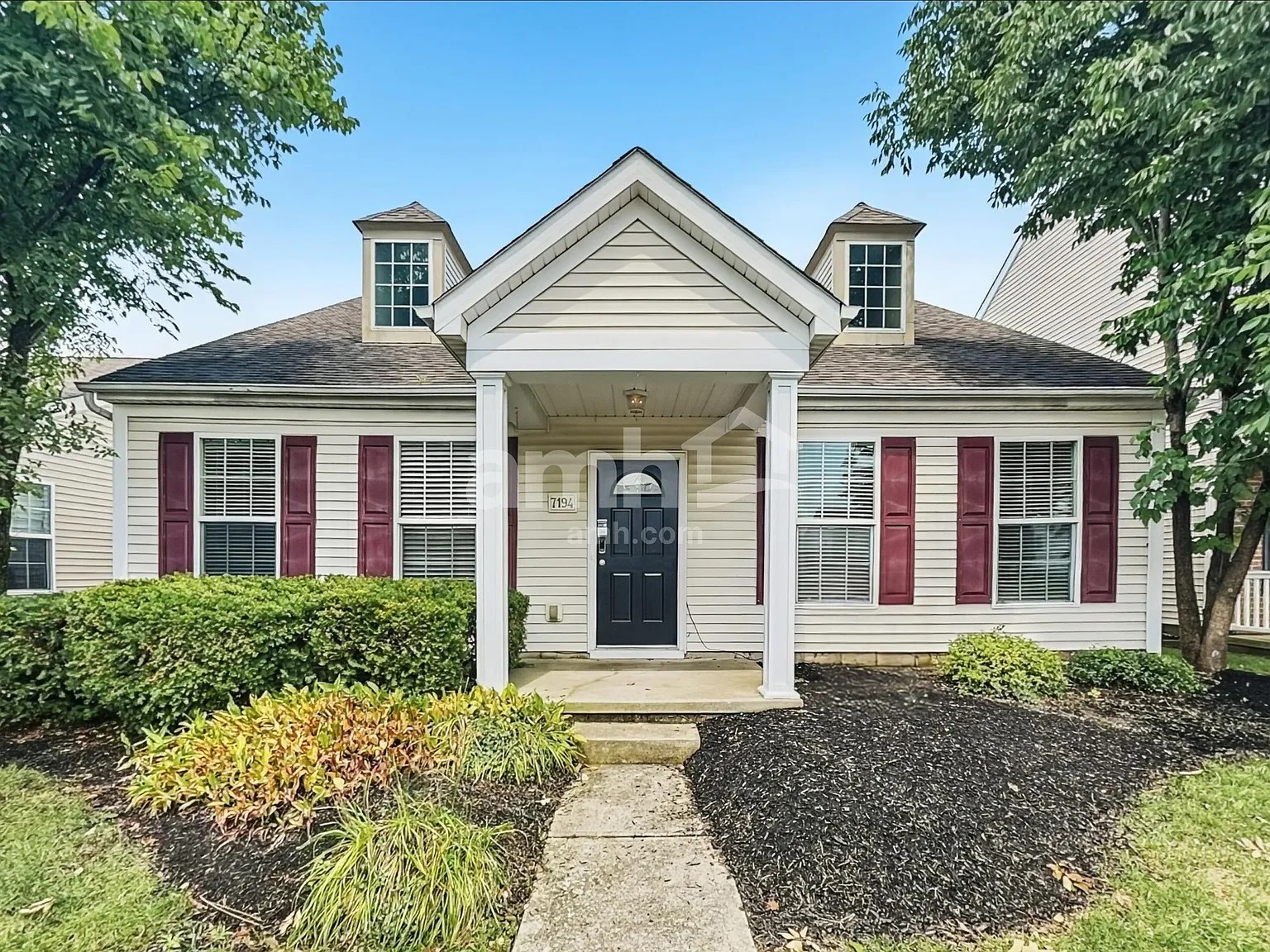 3 bed, 2.5 bath, 2053 sqft, $2,750 — Photo 1