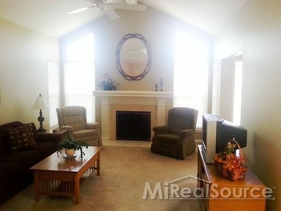 3rd image of 30566 Beatrice Ct