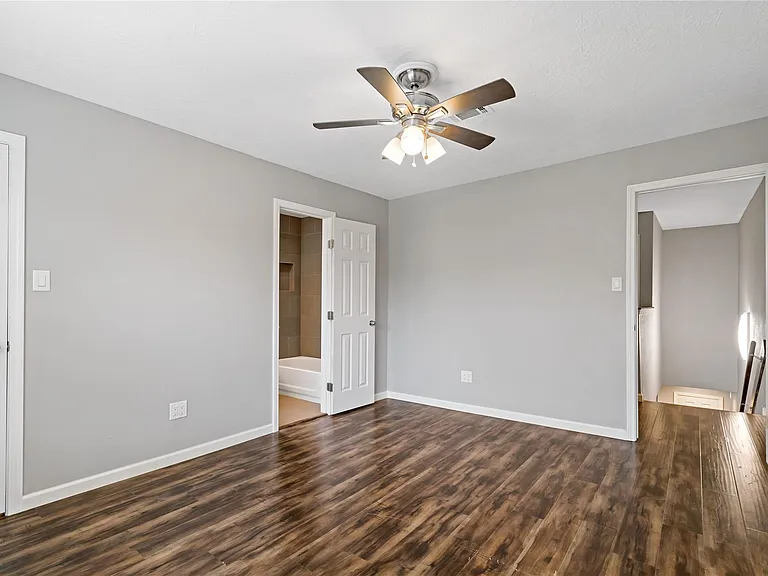 542 Birdsong Dr — Photo 14