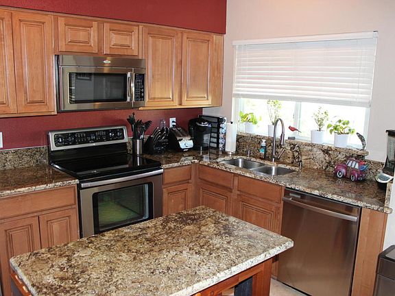 4th image of 4106 E Woodland Dr