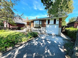 31 Poplar Rd, Toronto, ON M1E 1Y9